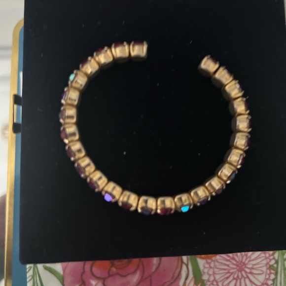 Beautiful crsytal vintage bangle 🌺 - Picture 3 of 4